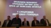 Vojislav Šešelj (drugi slijeva) na promociji svoje knjige u kojoj negira genocid u Srebrenici, Beograd, 5. februar 2020.