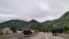 Kosovski policajci na mestu protesta kosovskih Srba protiv zabrane Vlade Kosova o ulaska vozila srpskih registarskih oznaka na Jarinju, Kosovo, 22. septembra 2021. godine.