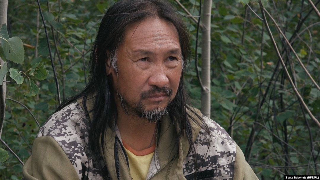 Yakut shaman Aleksandr Gabyshev goes to Moscow to "exorcise" Putin