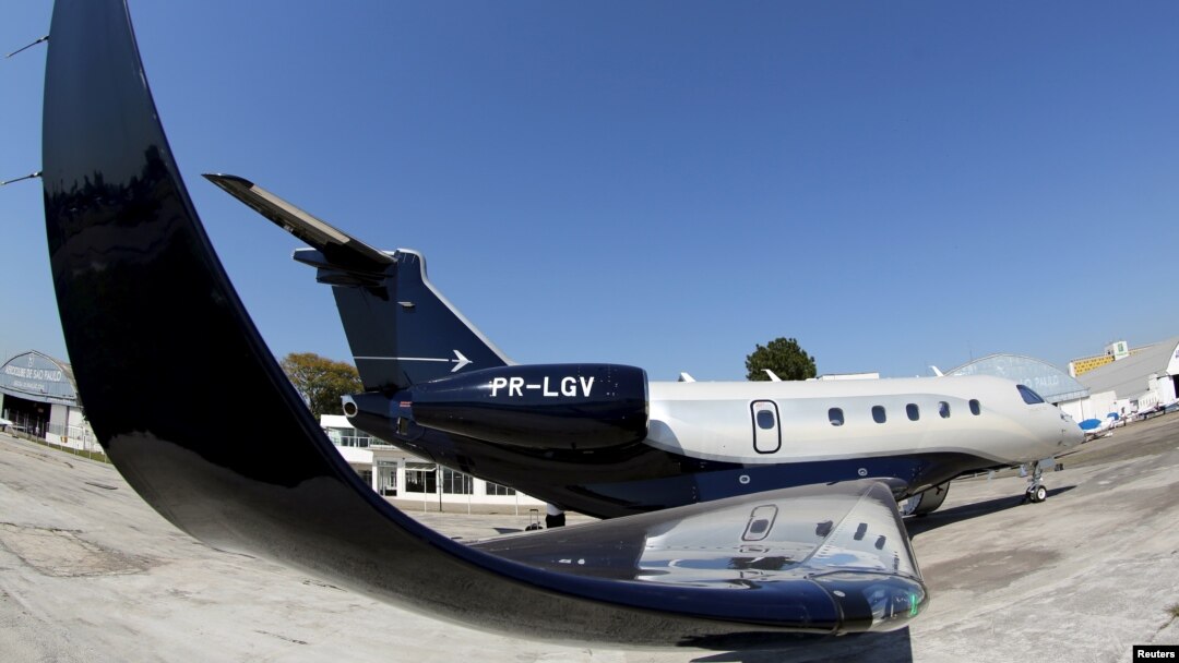 Avion Embraer Legacy 450, fotoarhiv
