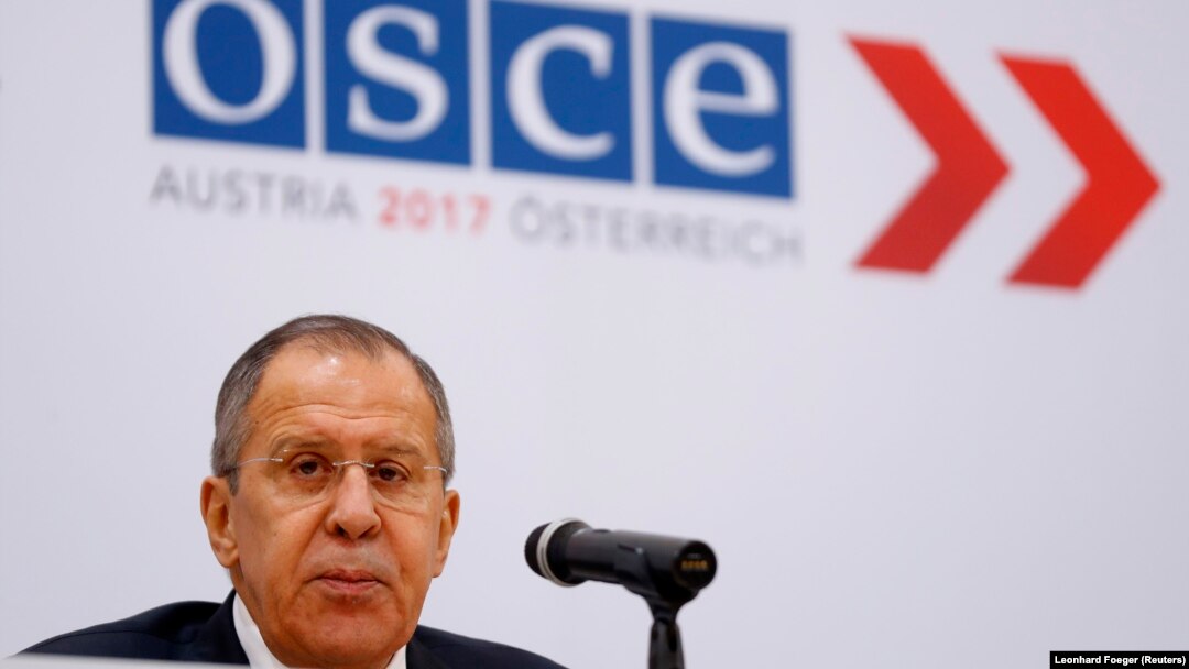 Ruski ministar vanjskih poslova Sergej Lavrov obraća se na konferenciji za novinare tokom sastanka ministara vanjskih poslova OEBS-a u Beču, 8. decembra 2017.