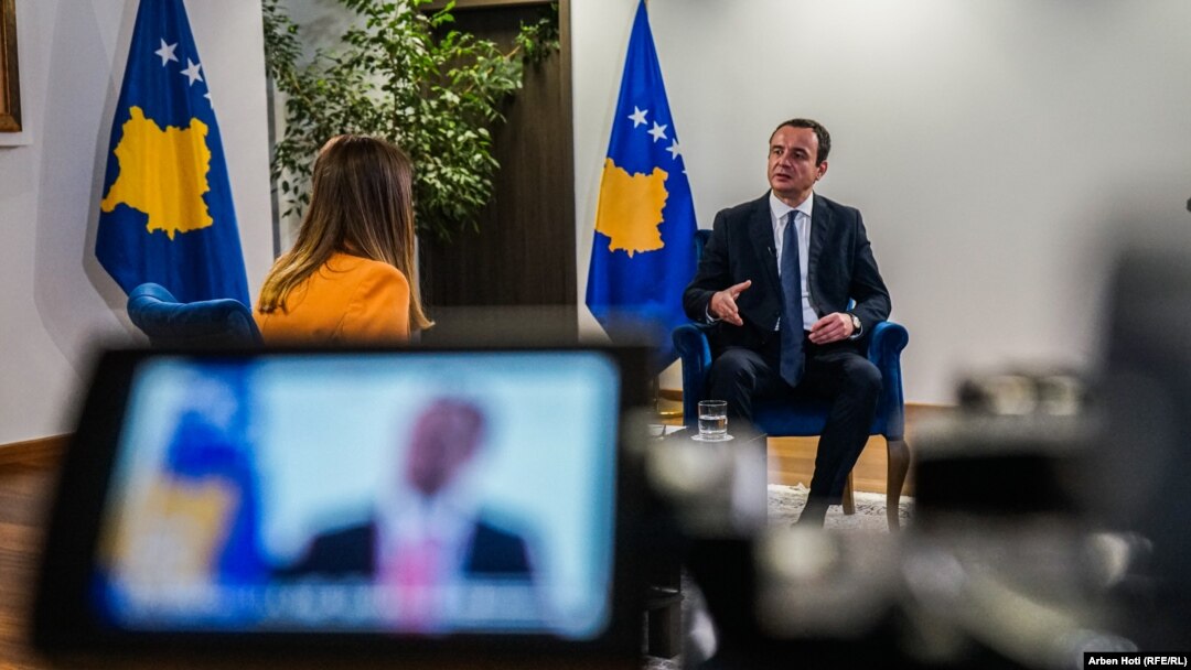 Premijer Kosova tokom intervjua za Radio Slobodna Evropa, Priština, 8. avgust 2022.