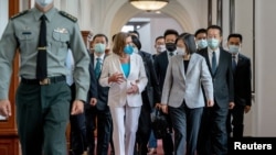 Predsjednica Predstavničkog doma američkog Kongresa Nancy Pelosi prisustvuje s predsjednicom Tajvana Tsai Ing-wen, Tajpej, 3. augusta 2022.