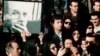 تشییع جنازه محمد مختاری در تهران در آذر ۷۷