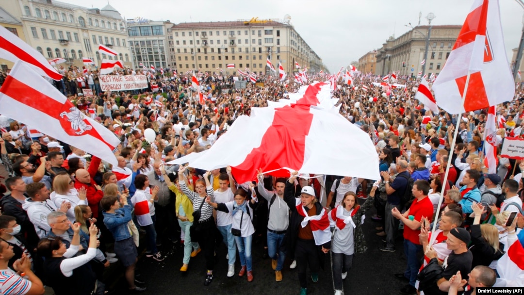 Sa protesta protiv reizbora Aleksandra Lukašenka na mesto predsednika Belorusije, Minsk, 23. avgust