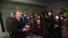 Президент сув тошқинидан жабр кўрган оилалар билан учрашди