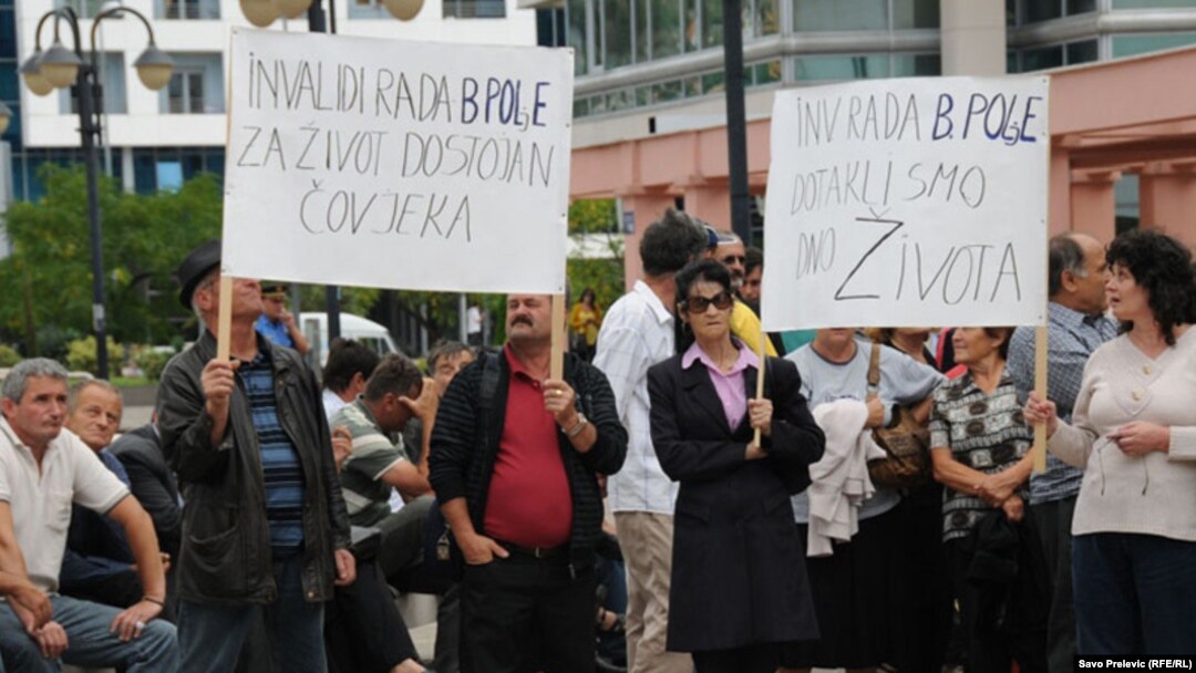 Sa protesta invalida u Podgorici, 1. avgust 2010