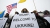 Під час акції біля посольства США в Україні. Київ, 21 січня 2017 року