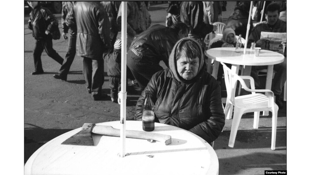 По словам фотографа и критика Александра Ляпина, Ранчуков хотел показать, «как выглядели лица советских людей — совсем иначе, чем на плакатах».