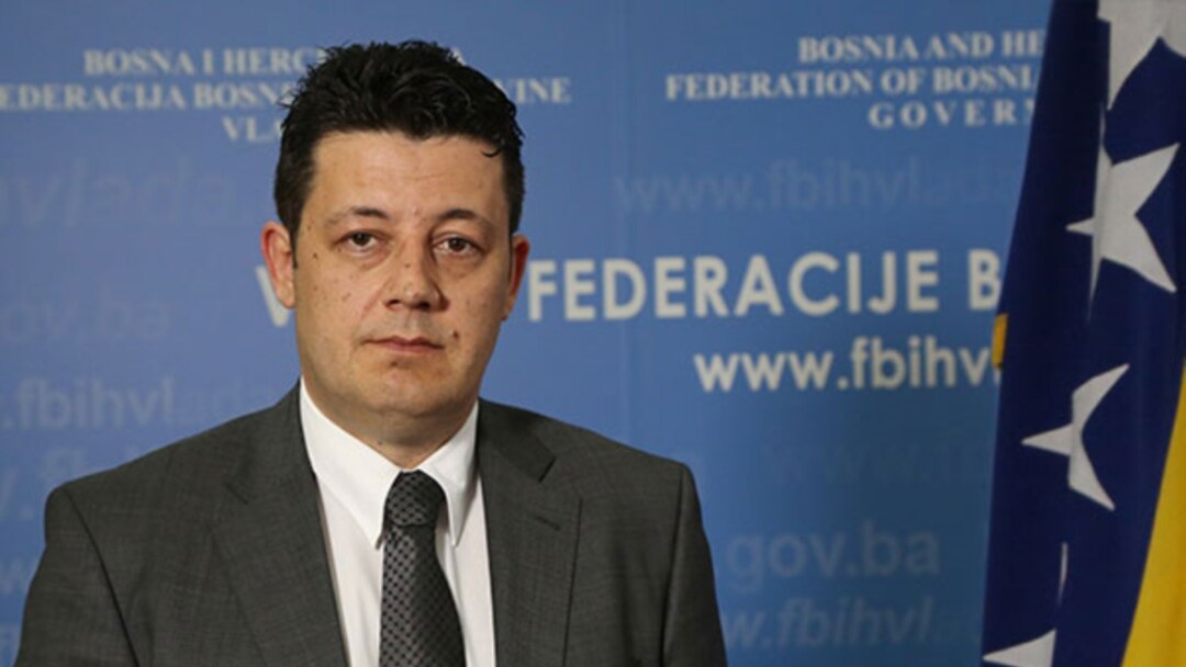Ministar Čampara (na fotografiji) kaže kako je u spomenutoj odluci napravljeno mnogo grešaka, te da nisu ispoštovani utvrđeni kriteriji.