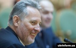 Схоже, за шість років Фірташ не тільки не втратив статус українського олігарха, а й може повернути політичний вплив в Україні