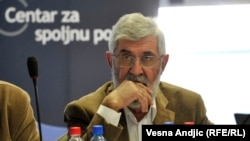 EU toleriše što do sada nismo usaglasili svoju spoljnu politiku, a pitanje je i kad ćemo je harmonizovati sa evropskom, bar kada je reč o Rusiji: Popov