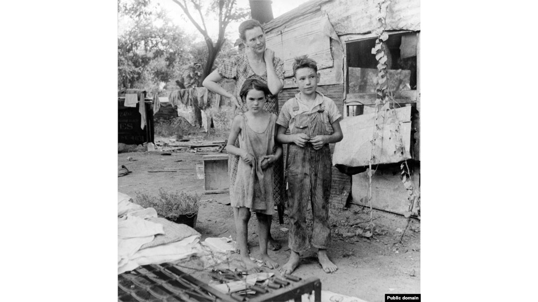 Siromašna majka sa decom tokom Velike depresije, Kalifornija, 1936. godine