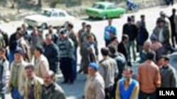 تجمع کارگران نیشکر هفت تپه در مقابل فرمانداری شوش روز شنبه برگزار شد.