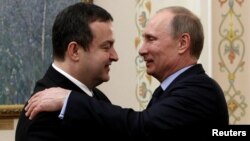 Orden prijateljstva od 1994. godine dodeljuje predsednik Rusije stranim državljanima: Ivica Dačić i Vladimir Putin