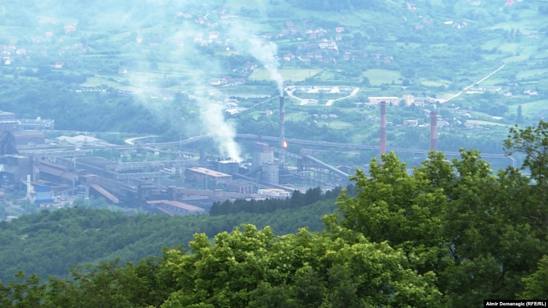 Prema zvaničnim podacima, Fabrika čelika i željeza u Zenici je jedan od najvećih izvoznika i ujedno jedan od najvećih zagađivača okoliša. 