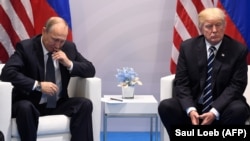 Володимир Путін та Дональд Трамп у 2017 році