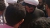 تحصن مخالفان توافق هسته ای در مقابل مجلس با مداخله پلیس پایان یافت 