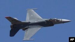 Україна отримала перші 10 винищувачів F-16 у серпні 2024 року