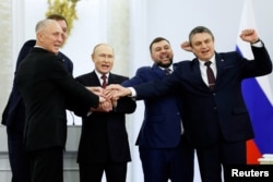Сальдо (крайній ліворуч) у Кремлі під час проголошення так званої анексії Росією Херсонської, Запорізької, Донецької та Луганської області, які нині частково окуповані РФ. Москва, 30 вересня 2022 року
