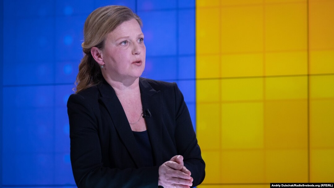 «Вже розроблений законопроєкт про захисників і захисниць, як і про учасників Революції гідності, родин загиблих Небесної сотні. Я думаю, що зараз це вже стадія фіналізації», – повідомила міністр у справах ветеранів Юлія Лапутіна