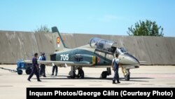 Un avion școală IAR-99 „Șoim”, la exercițiul European Spartan 2019 organizat de MApN, la baza aeriană Boboc, 22 mai 2019. România a produs 28 de astfel de avioane, între 1985 și 2008.