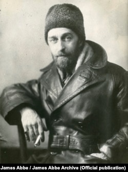 Американський фотограф Джеймс Еббе під час першої поїздки до Радянського Союзу у 1927 року. James Abbe / James Abbe Archive