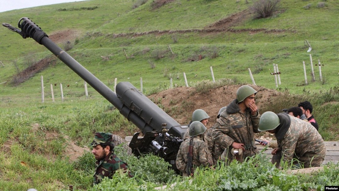 Dağlıq Qarabağ ərazisində erməni əsgərləri 5Apr2016