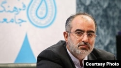  حسام‌الدین آشنا مشاور فرهنگی رئیس جمهوری ایران