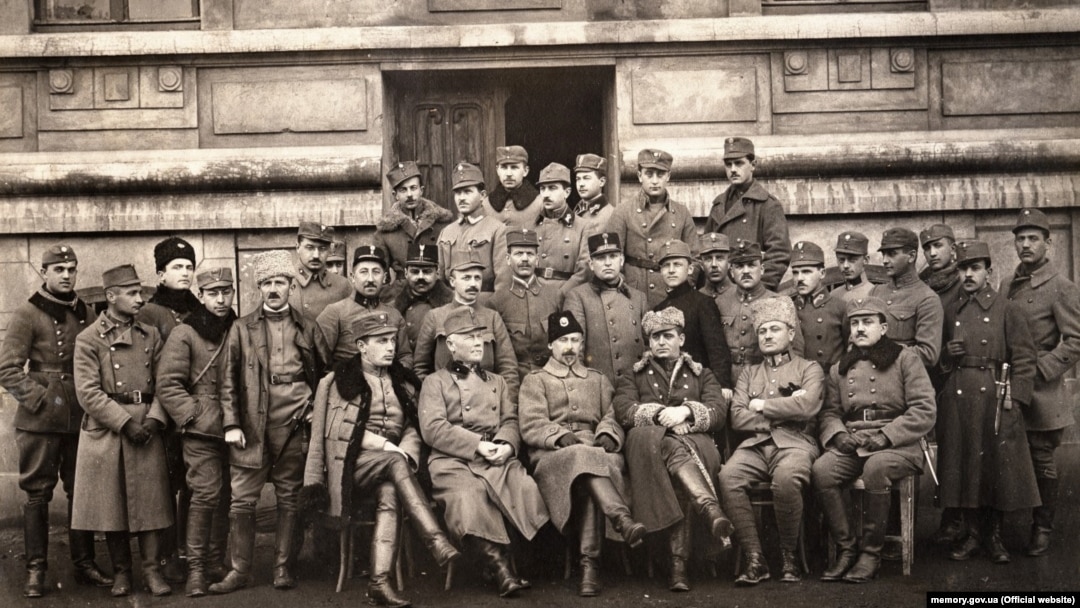 Старшини II-го корпусу Української Галицької армії (УГА). Стрий, 1919 рік 