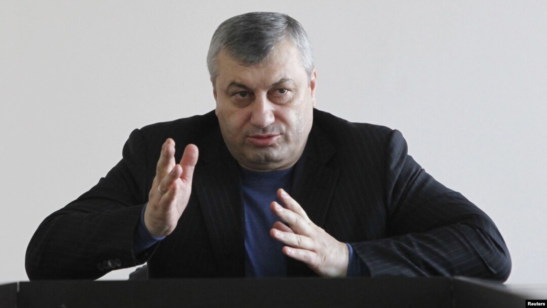 В штабе экс-президента подтвердил, что Эдуард Кокойты также не намерен сходить с югоосетинской политической сцены